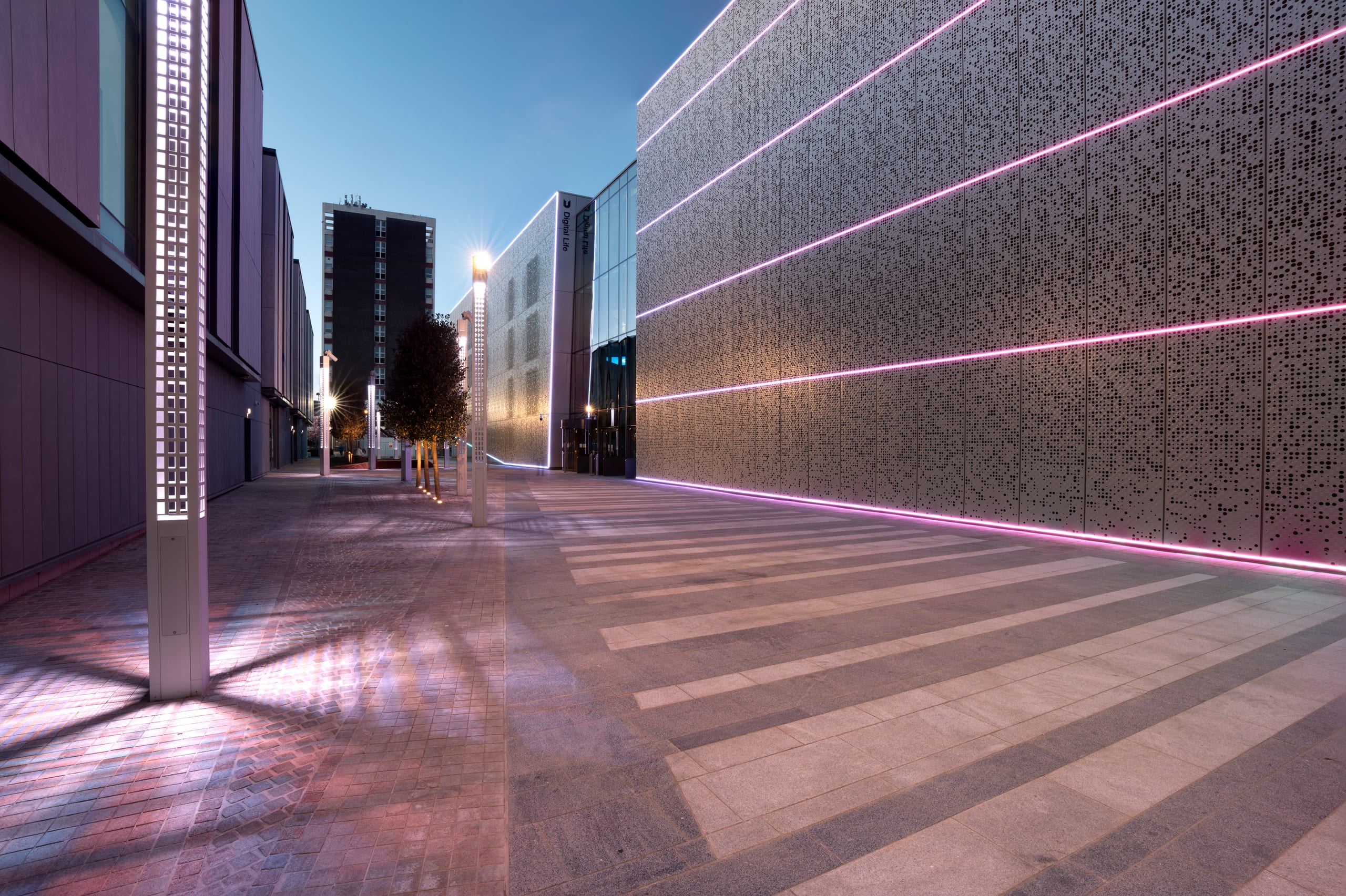 Teesside University Digital Life Building (view 3)