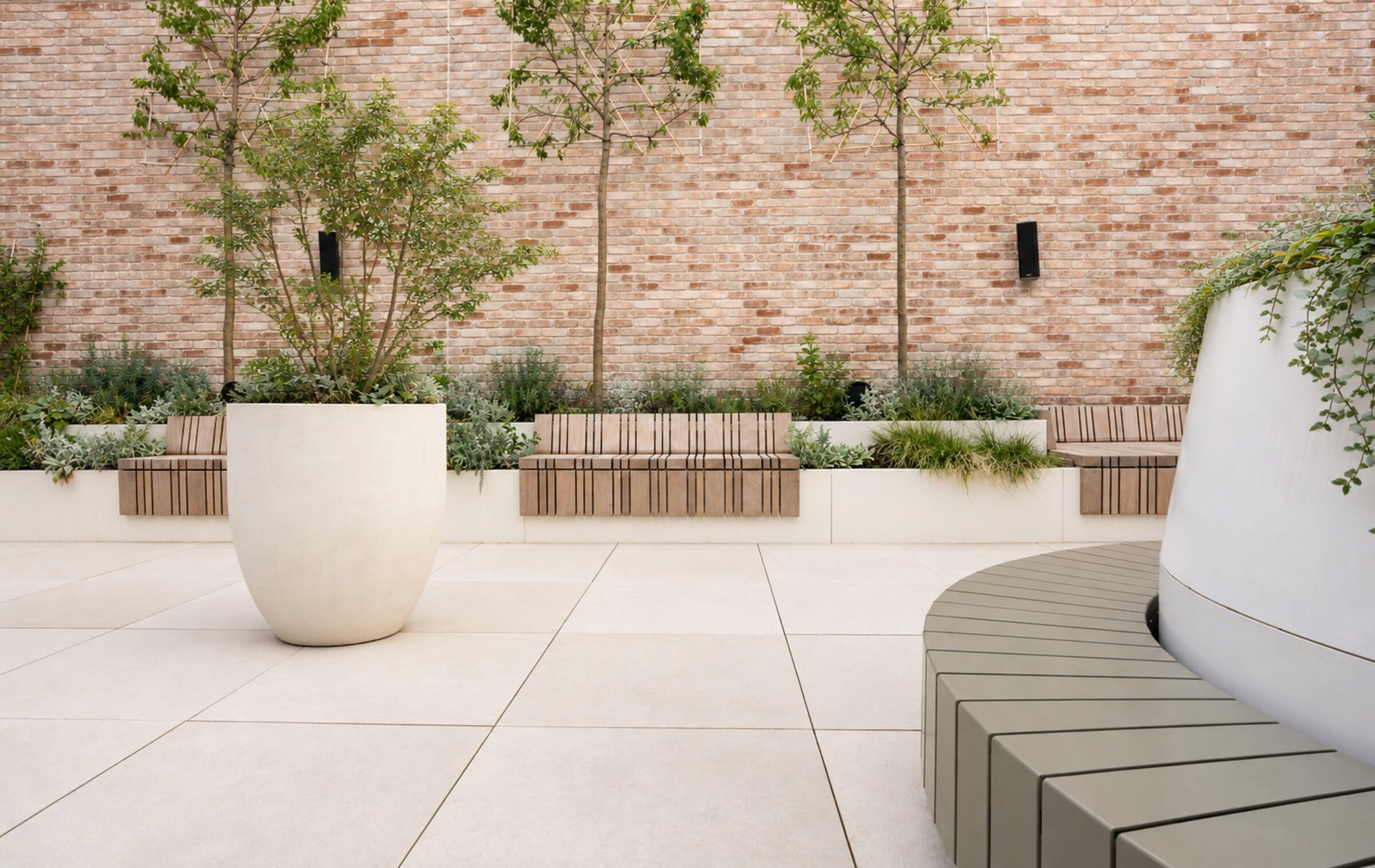 Planters and wall planting – Culture House Sky Garden